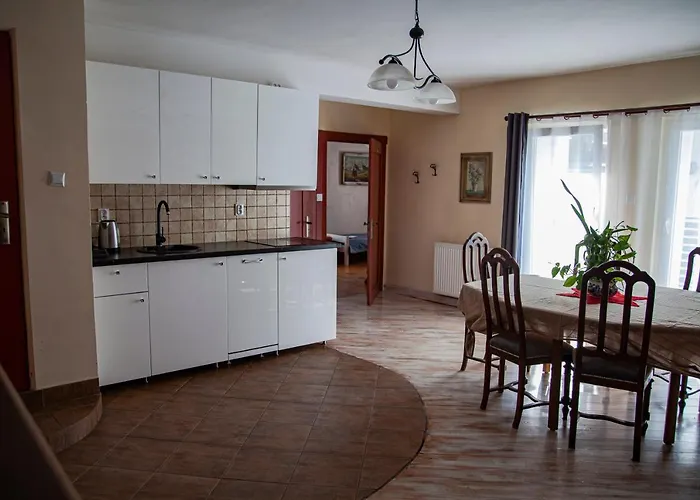 W Starym Kinie 아파트 *