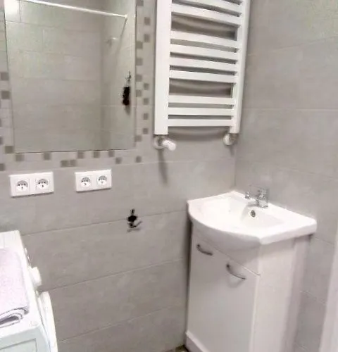 W Starym Kinie 아파트 *