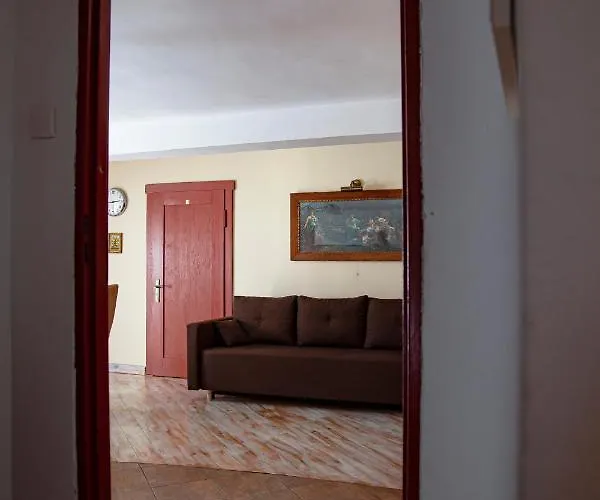 아파트 W Starym Kinie